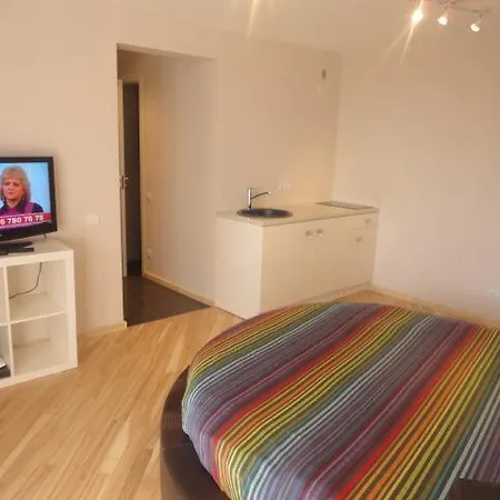Apartment Capital - Raina Boulevard