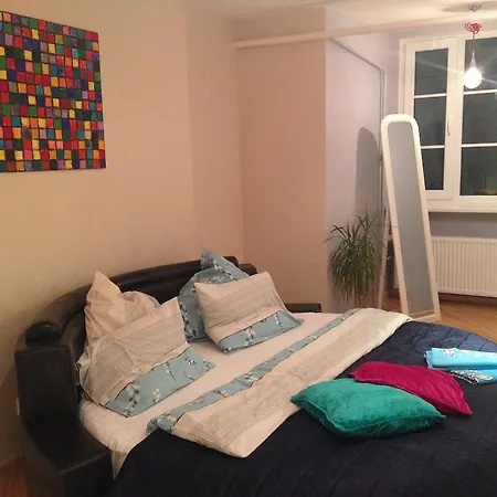 Capital - Raina Boulevard Apartment *